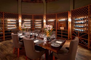 Restaurant - Siyam World Maldives - 24-Hour Premium All-inclusive with Free Transfer (Dhigurah)