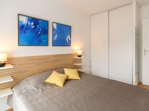 1 chambre, fer et planche à repasser, Wi-Fi