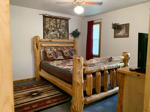 1 habitación, tabla de planchar con plancha, wifi gratis y ropa de cama 