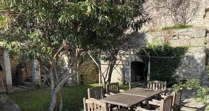 L'horloge au coeur de la cité médiévale