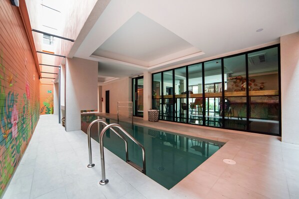 Kolam renang outdoor