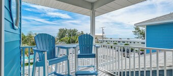 ⚓Sea Site Retreat Unit B! Short walk to the beach!⚓