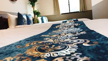 1 bedroom, desk, free WiFi, bed sheets