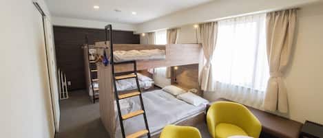 1 sovrum, skrivbord, strykjärn/strykbräda och gratis wi-fi