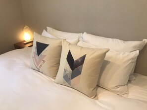 2 Schlafzimmer, Schreibtisch, Bügeleisen/Bügelbrett, kostenloses WLAN