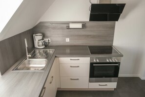 Kühlschrank, Ofen, Geschirrspüler