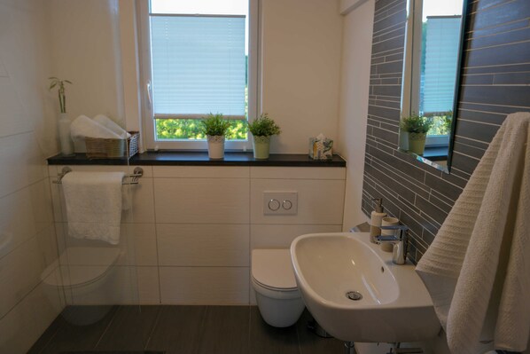 Imagen sin descripción, 1 de 17, botón