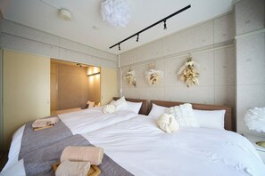 2 chambres, bureau, fer et planche à repasser, accès au Wi-Fi (inclus)
