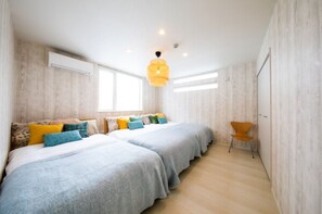 3 bedrooms, desk, free WiFi, bed sheets