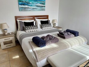 4 bedrooms, in-room safe, iron/ironing board, free WiFi