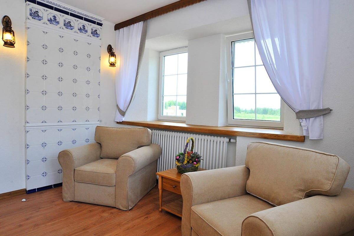 Suite, Balkon | 1 Schlafzimmer, Schreibtisch, laptopgeeigneter Arbeitsplatz