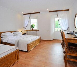 Superior Triple Room - Hotel  Yamskaya (Zavidovo)