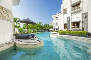 Outdoor pool, open 8:00 AM to 9:00 PM, free pool cabanas, pool umbrellas - Bali Karma Sajtra Hotel (Seminyak)