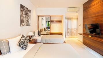 Deluxe Room, 1 Double or 2 Twin Beds | Pillowtop beds, in-room safe, individually decorated, desk