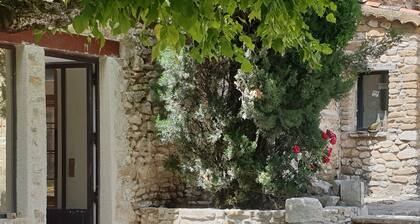 Grande ferme restaurée avec goût