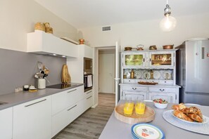 Microwave, oven, stovetop, toaster