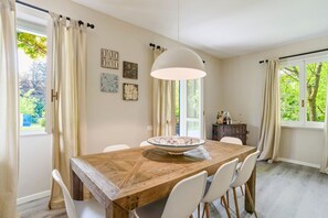 Dining - GuestHost - VILLA surrounded by greenery! (Gallasco-cernobbio)