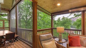 TV, fireplace, DVD player, stereo