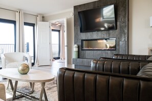 TV, fireplace, DVD player