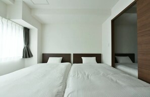 2 chambres, fer et planche à repasser, Wi-Fi gratuit, draps fournis