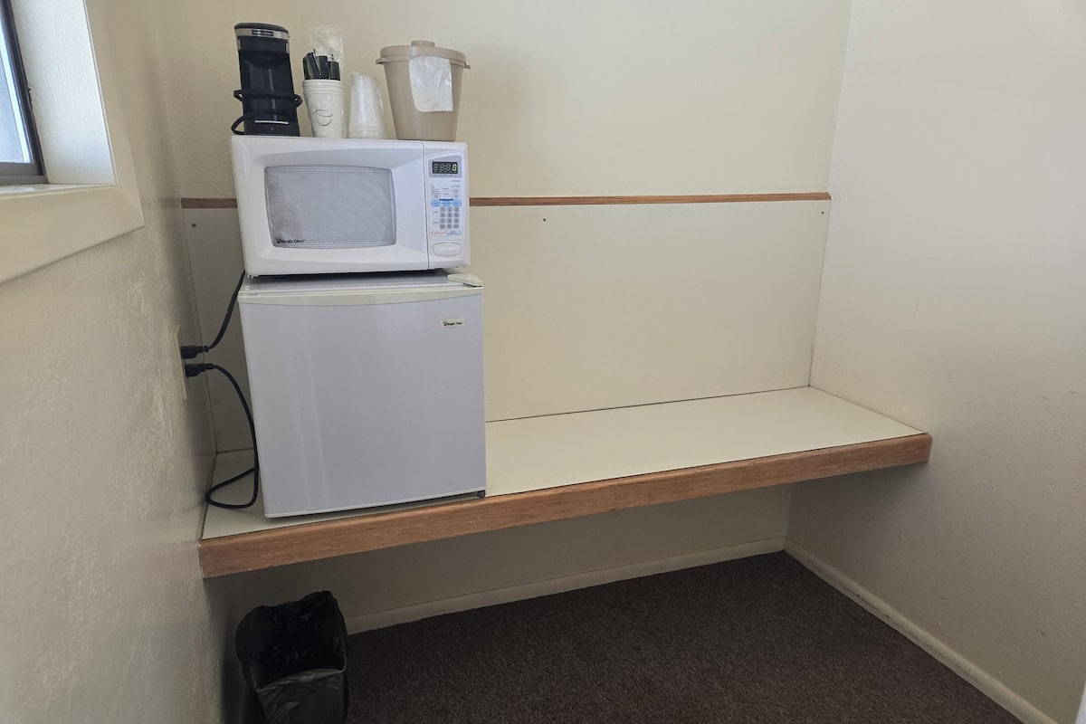 executive quadruple room | private kitchen | coffee/tea maker