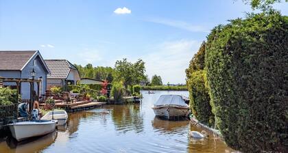 Unique property in beautiful surroundings near Rotterdam