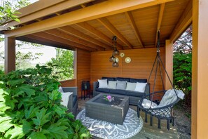 Terrace/patio - Unique property in beautiful surroundings near Rotterdam (Zevenhuizen)