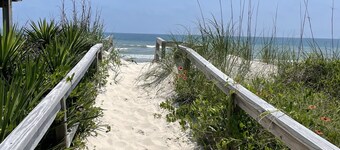 Sunset Over Sound Just a Block From the Ocean! Short Walk to Shopping/Dining. 