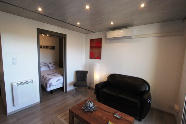 TV, computer monitors, printers