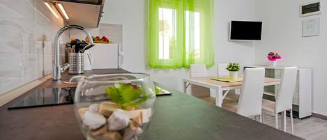 تناول الطعام