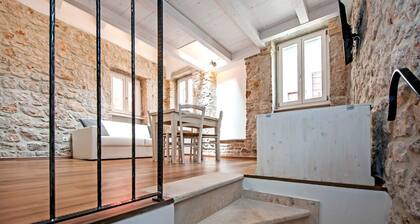 CASA ROCCIA BIANCA - CIELO - Two Bedroom Apartment