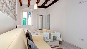 1 bedroom, iron/ironing board, free WiFi, bed sheets