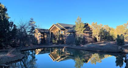 BEAUTIFUL, LARGE MOUNTAIN HOME IN TORREON, HOT TUB IN DECK, CHECK IN/OUT 1PM!
