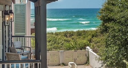 PRIVATE BEACH/POOL ACCESS-Ultimate Getaway-Gulf Views-Steps to Beach-2 Bikes