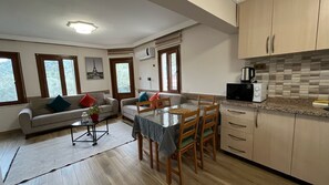Deluxe Duplex | Living area