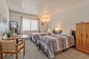 1 slaapkamer, een strijkplank/strijkijzer, wifi, beddengoed