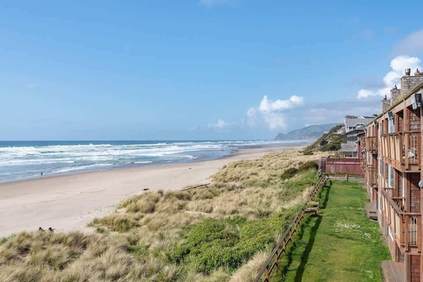 Na praia