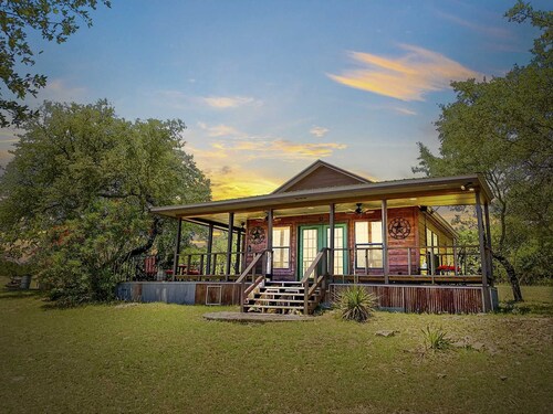Hill Country Hideout
