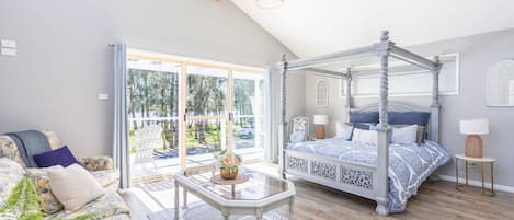 4 habitaciones, tabla de planchar con plancha y wifi gratis