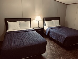 Studiosuite – deluxe | Memory foam-senger, wi-fi (inkludert) og sengetøy