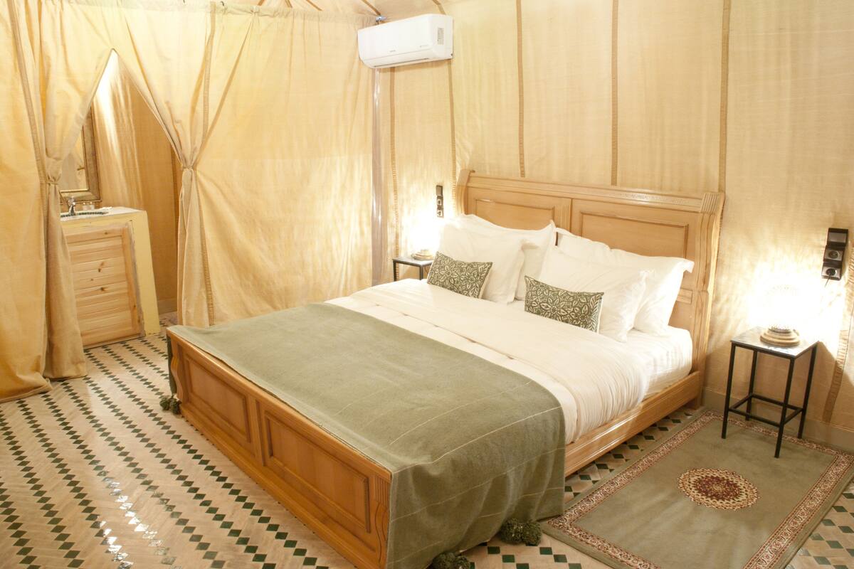 Camera Deluxe con letto matrimoniale o 2 letti singoli | Wi-Fi gratuito, lenzuola