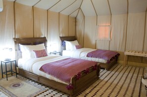 Habitación Deluxe con 1 cama matrimonial o 2 individuales | Wifi gratis y ropa de cama 