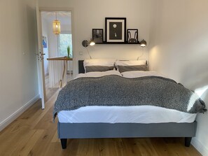 3 Schlafzimmer, Bügeleisen/Bügelbrett, WLAN, Bettwäsche