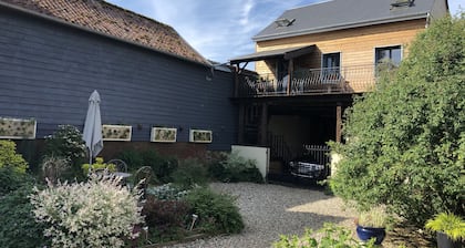 Gîte in the heart of a valley with terrace 20 minutes from Amiens