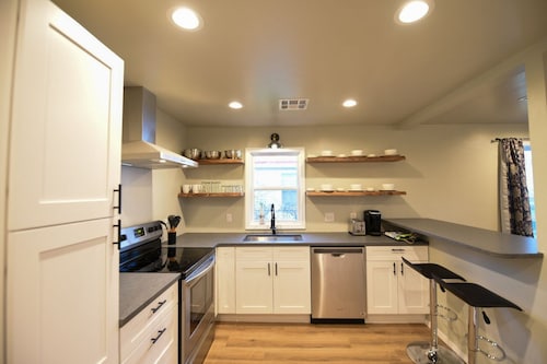 Newly Renovated Hidden Gem