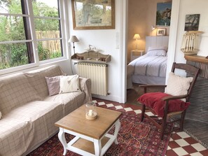 2 bedrooms, iron/ironing board, WiFi - Villa Arcachonaise on the 2nd line of the basin, a few metres from the beach (Claouey, Lège-Cap-Ferret)