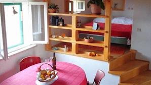 2 bedrooms, soundproofing, iron/ironing board, free WiFi - ROBINSON HOUSE DUBROVE (Pucisca)