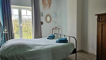 3 habitaciones, tabla de planchar con plancha y wifi gratis