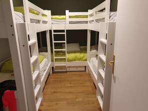 2 bedrooms, free WiFi