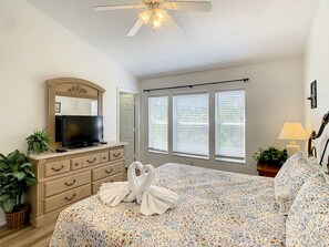 3 Schlafzimmer, Bügeleisen/Bügelbrett, WLAN, Bettwäsche